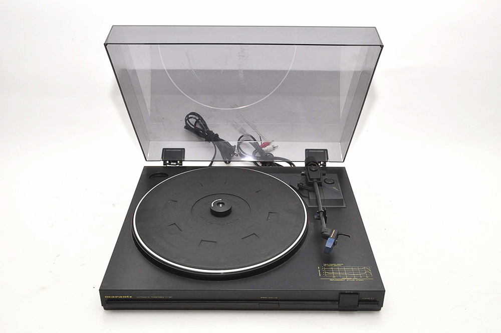 Kenwood VR-705 Surround Sound System