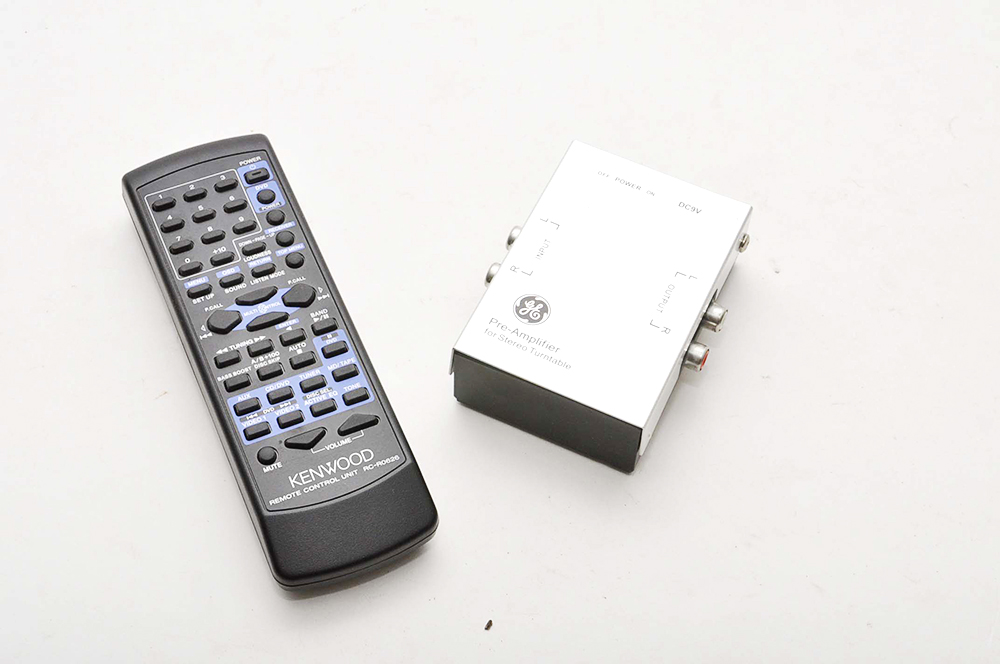 Kenwood VR-705 Surround Sound System