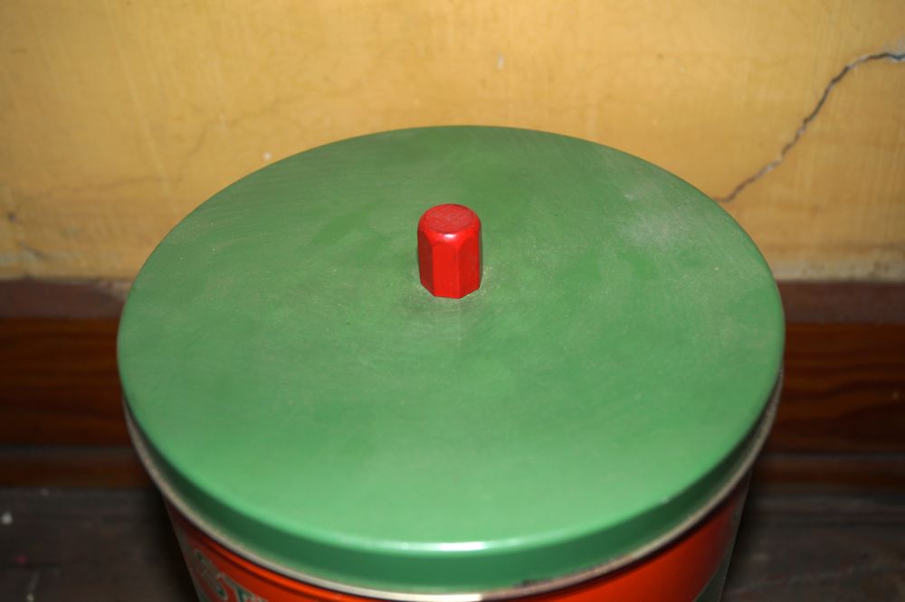 Vintage "Up-To-Date" Potato Chip Tin