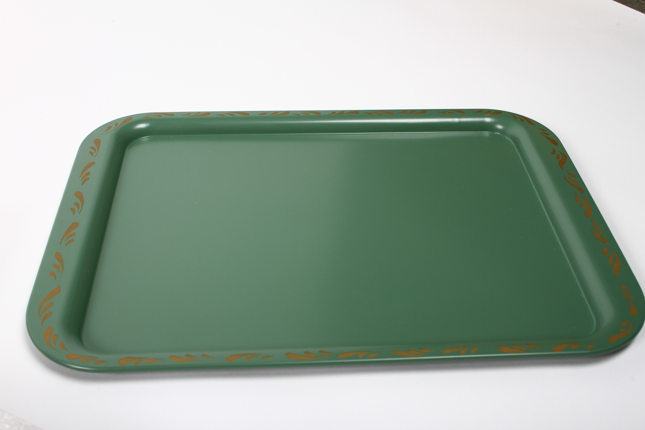 Set of Vintage Nashco Tin Metal TV Dinner Trays