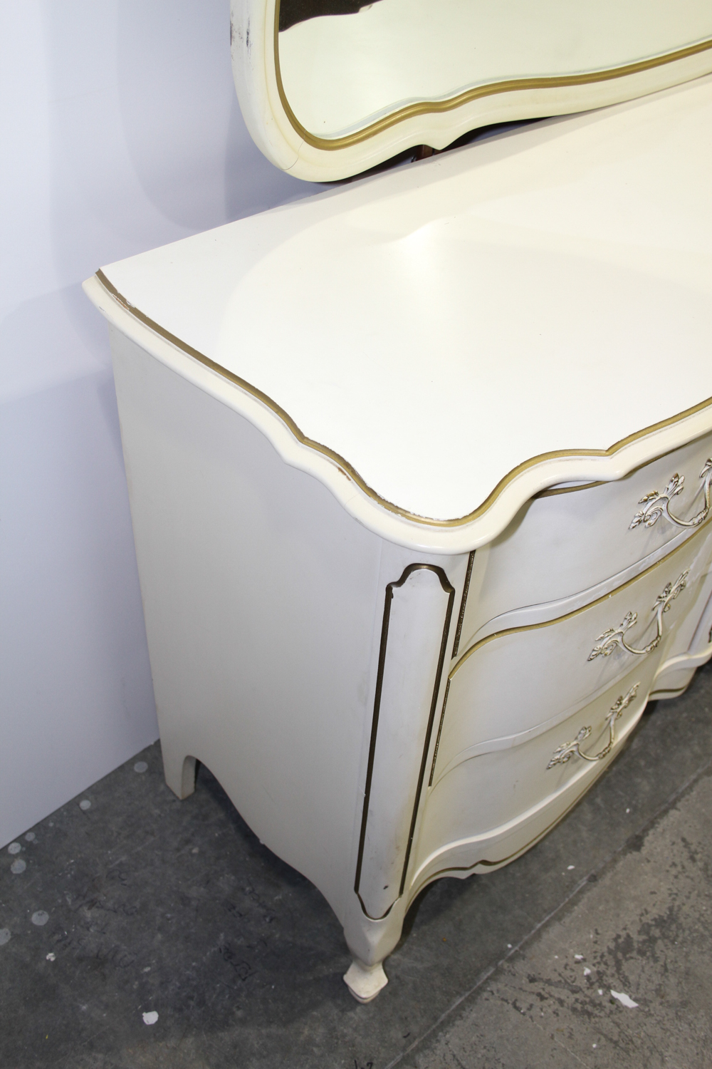 Johnson/Carper French Provincial Style Dresser with Mirror