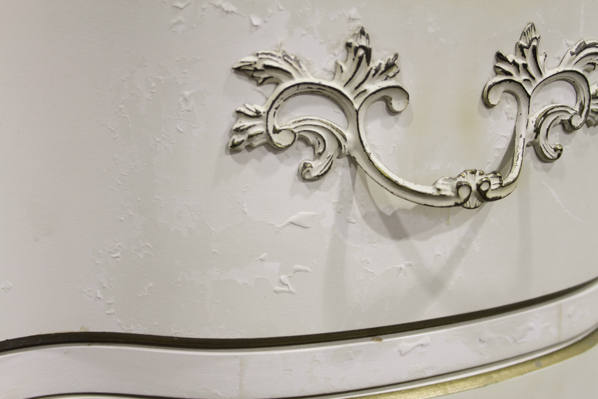 Johnson/Carper French Provincial Style Dresser with Mirror