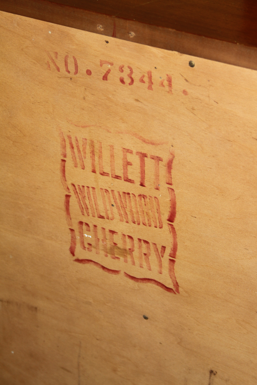 Willett Wildwood Cherry Chest of Drawers