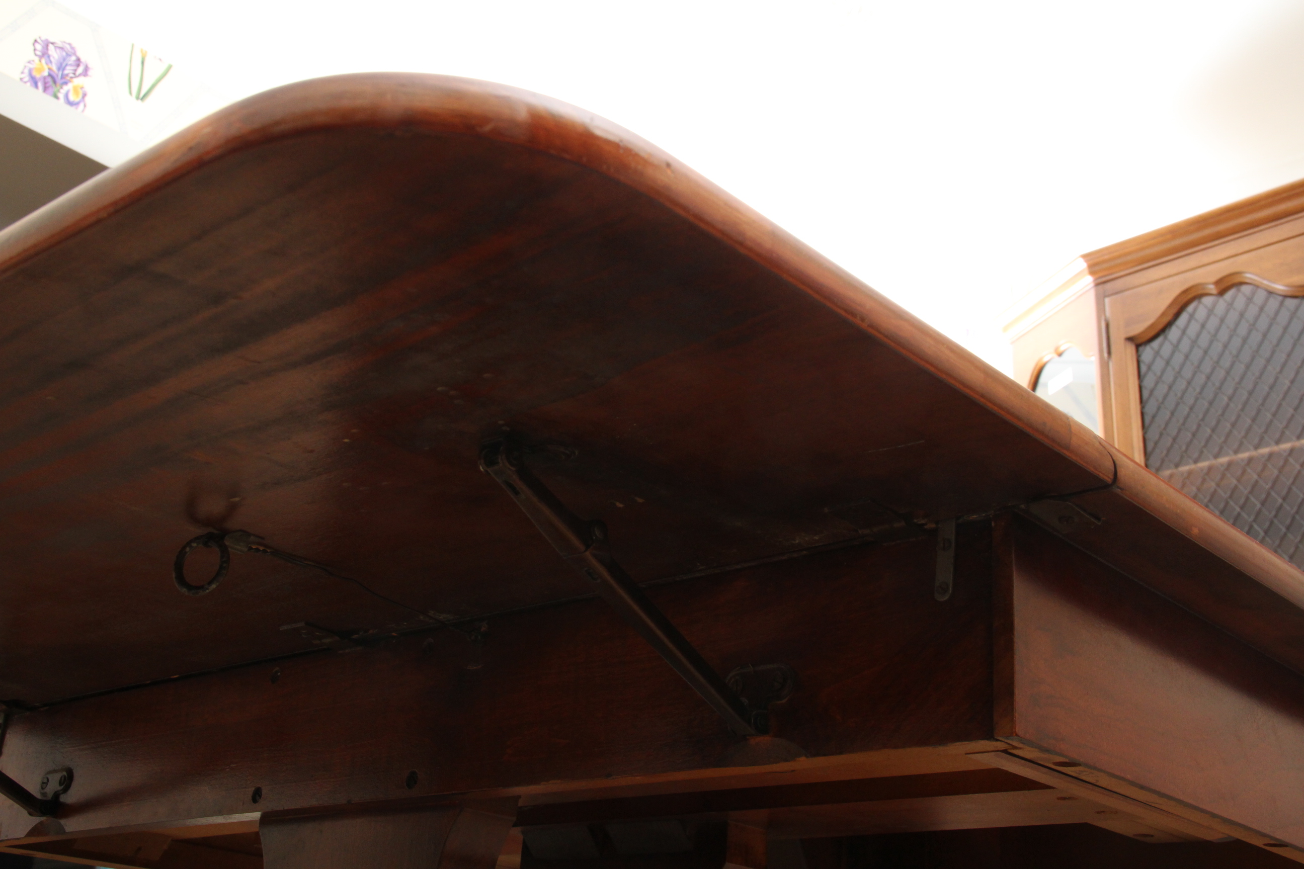 Duncan Phyfe Style Dining Room Table and Chairs