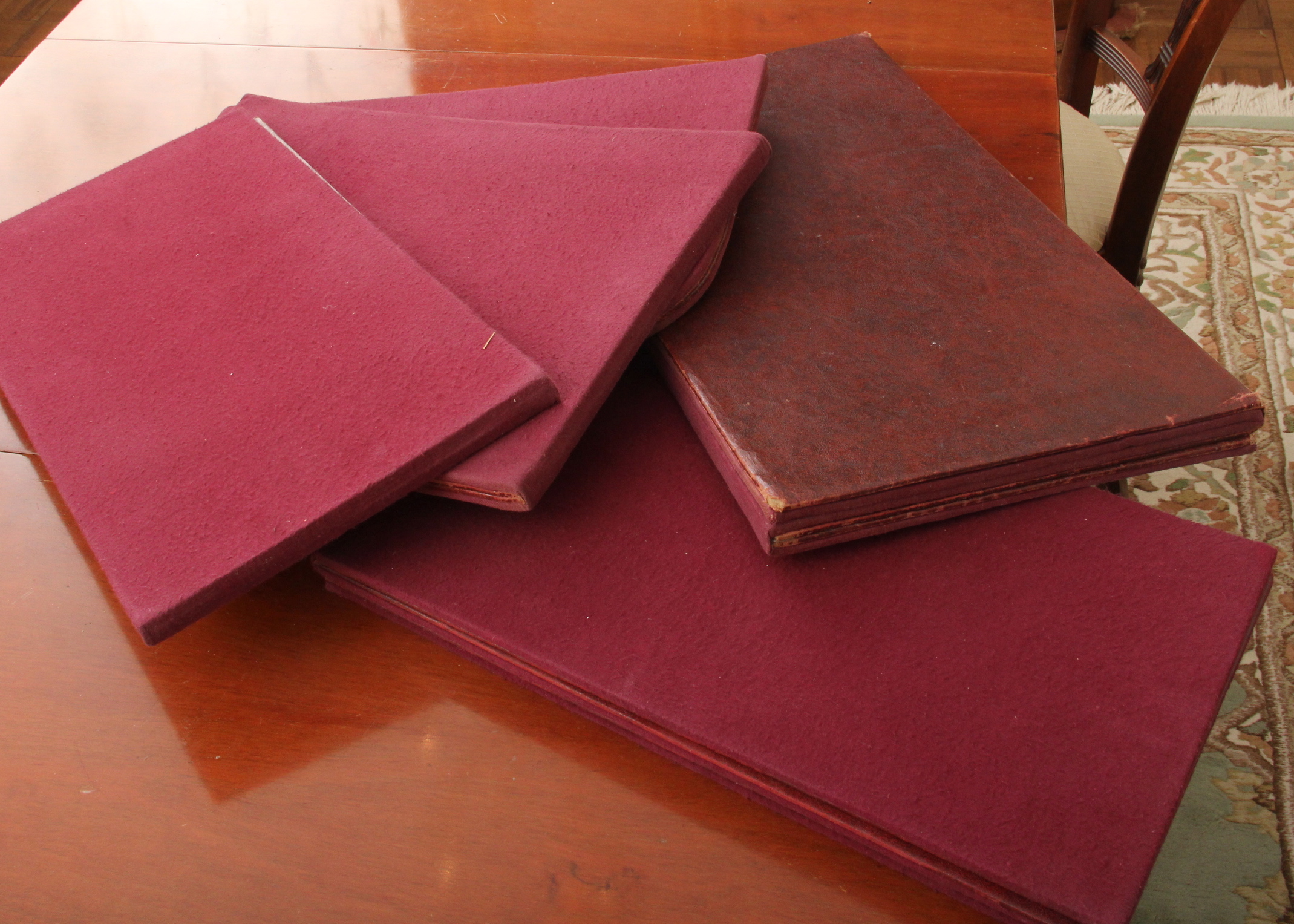 Duncan Phyfe Style Dining Room Table and Chairs