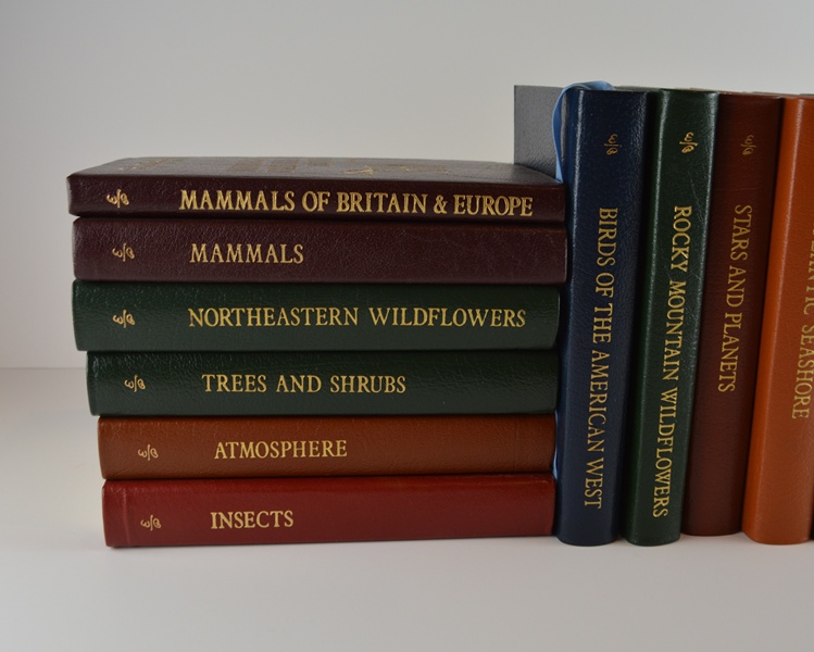 Sixteen Hardcover Roger Tory Peterson Field Guides