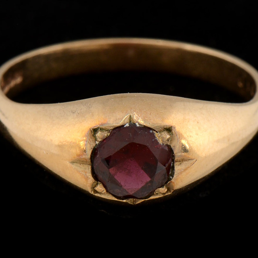 Charles Lyster & Son 9K Yellow Gold and Garnet Ring