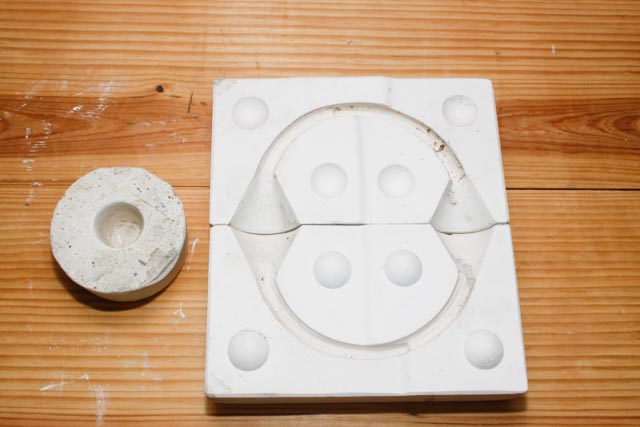 Vintage Holland Molds