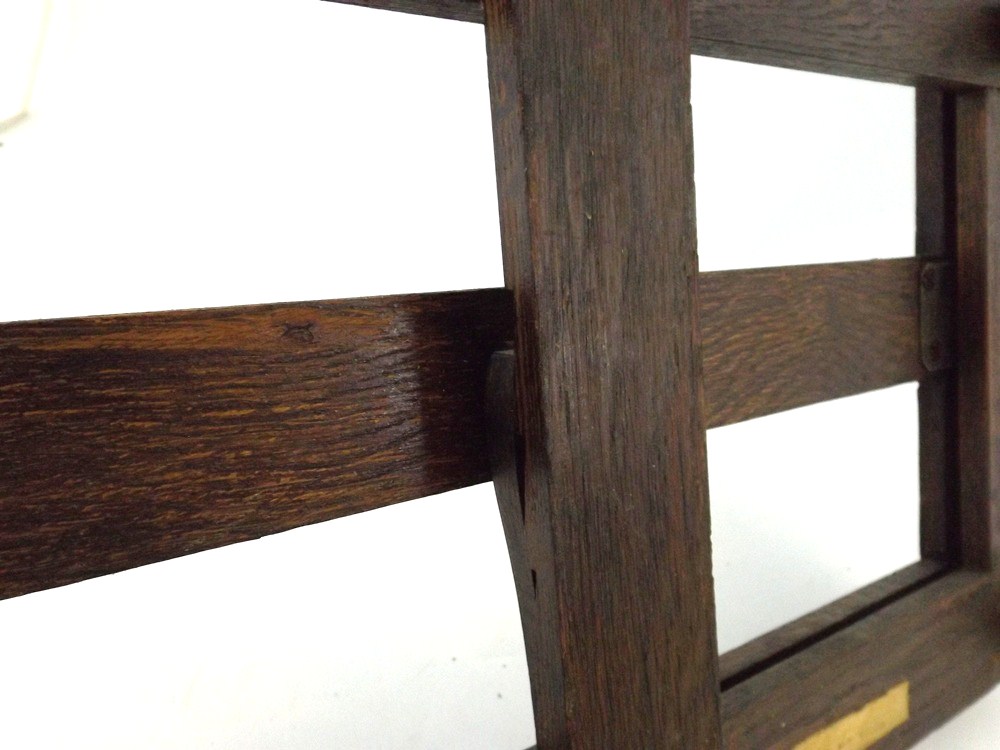 Vintage Dark Oak Folding Music Stand