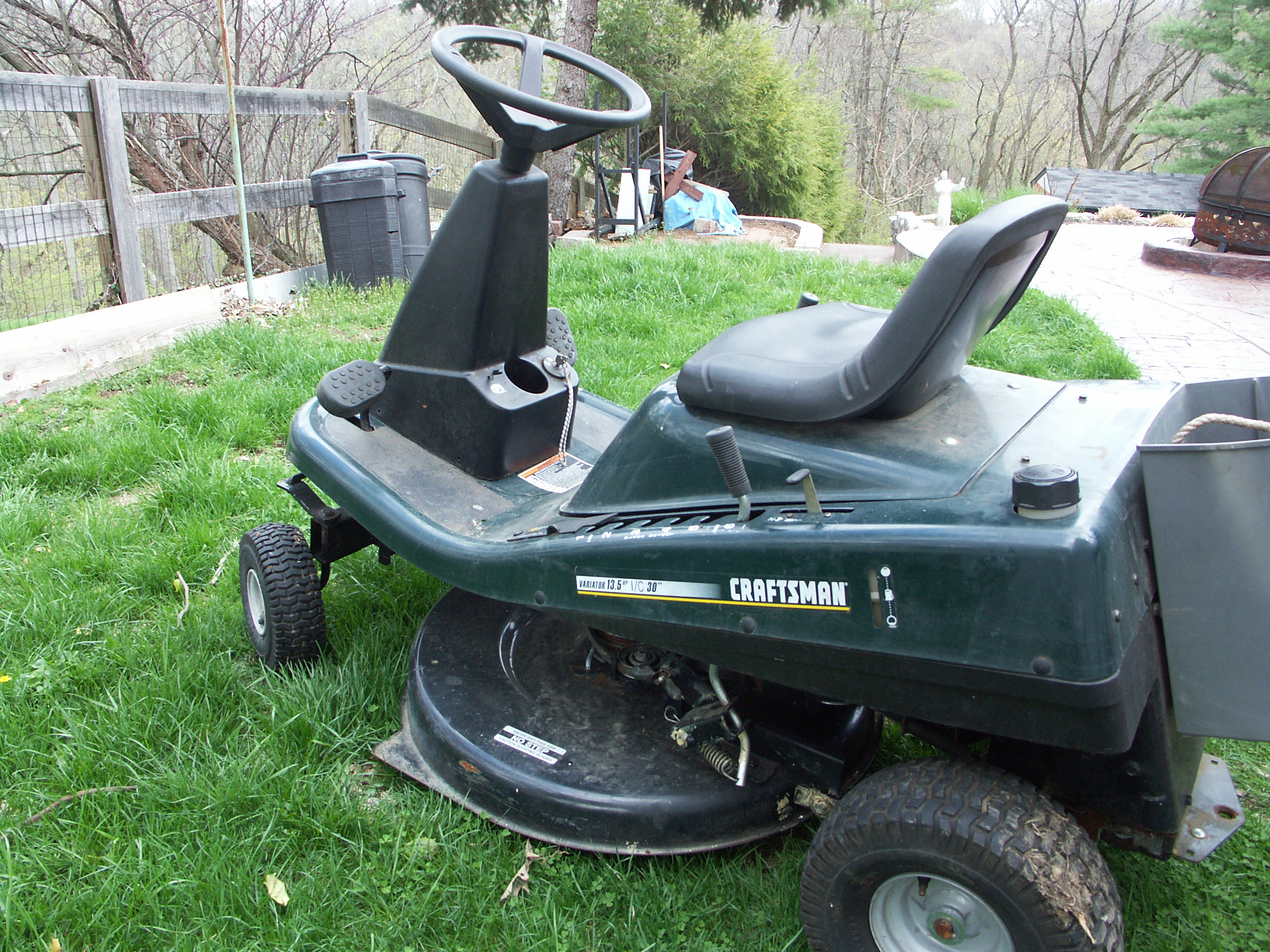 Craftsman Riding Lawnmower