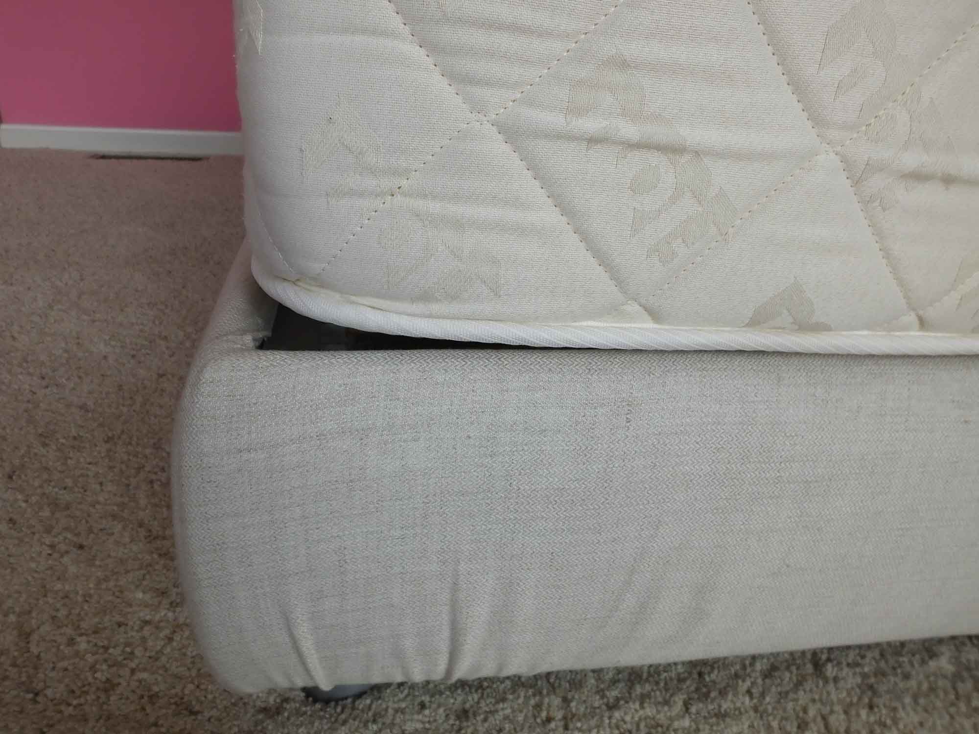 Flou Platform Queen Size Bed "Nathalie"