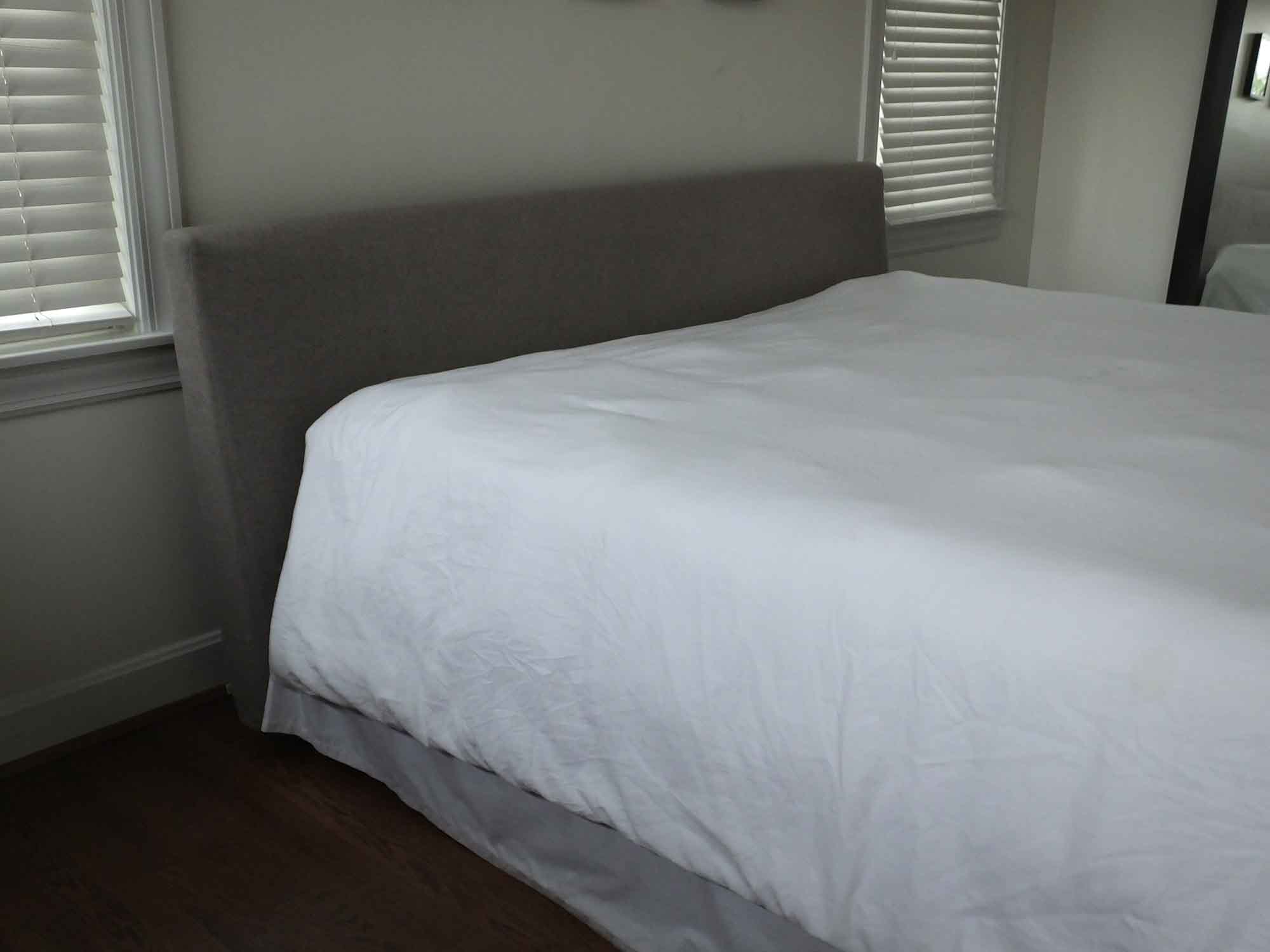 Bensen Reve Platform Bed from Design Within Reach