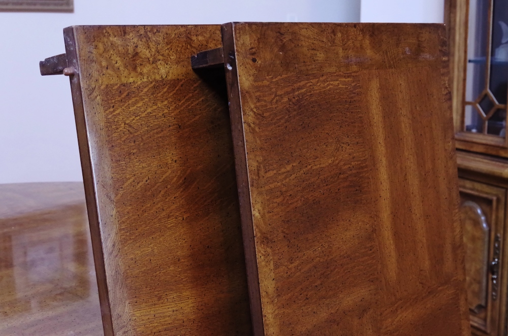 Unique Furniture Makers Pecan Dining Room Table and Chairs