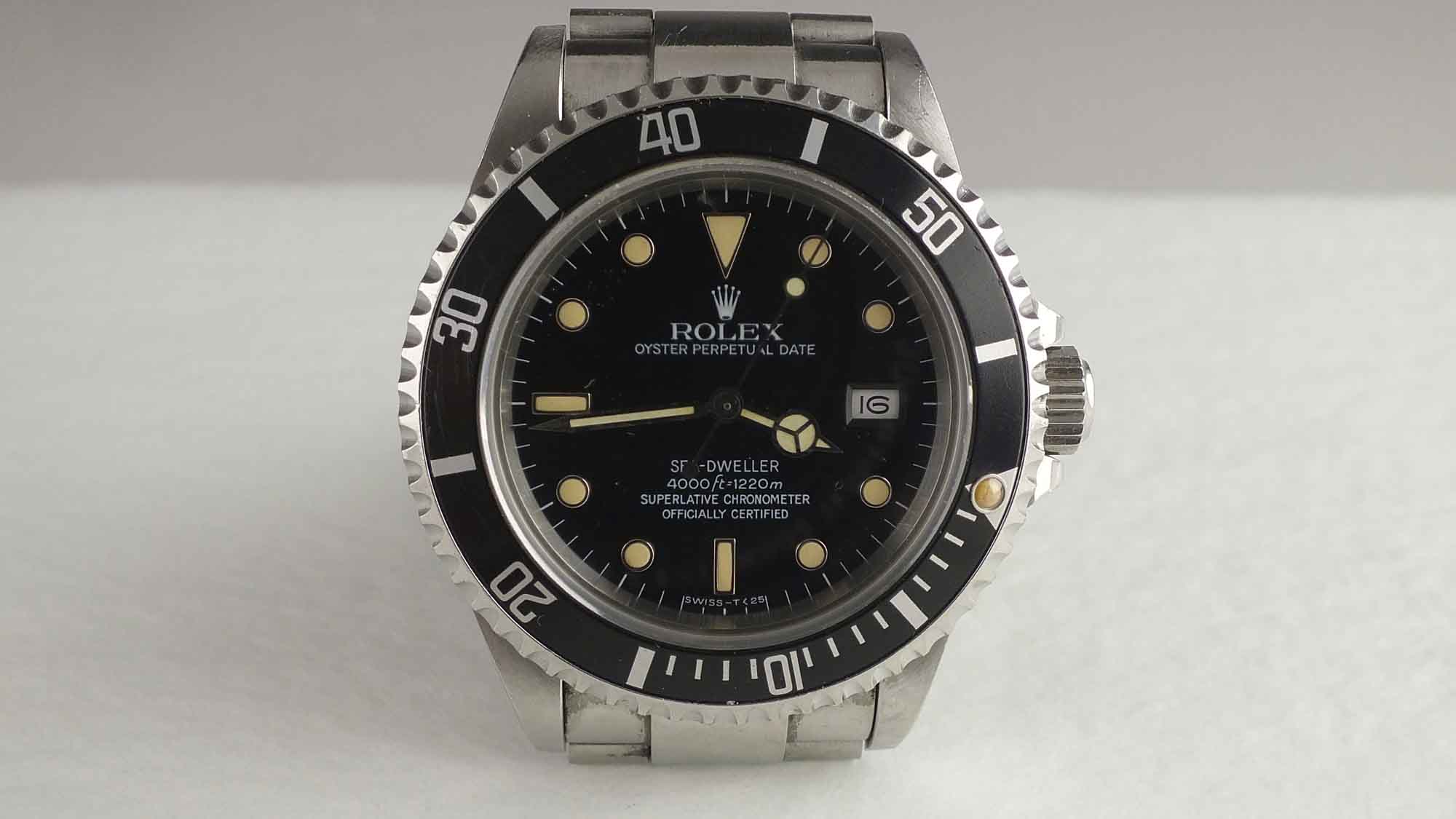 Rolex Oyster "Sea Dweller" 4000 Black Dial Men's Sport Watch