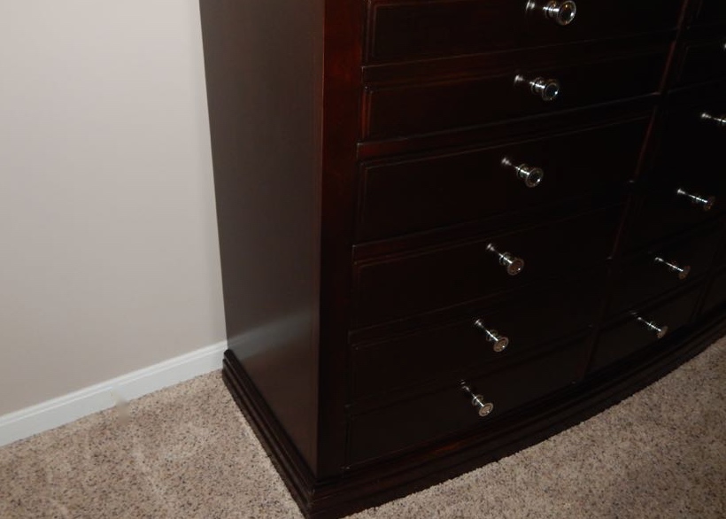 Broyhill Affinity Tripple Dresser