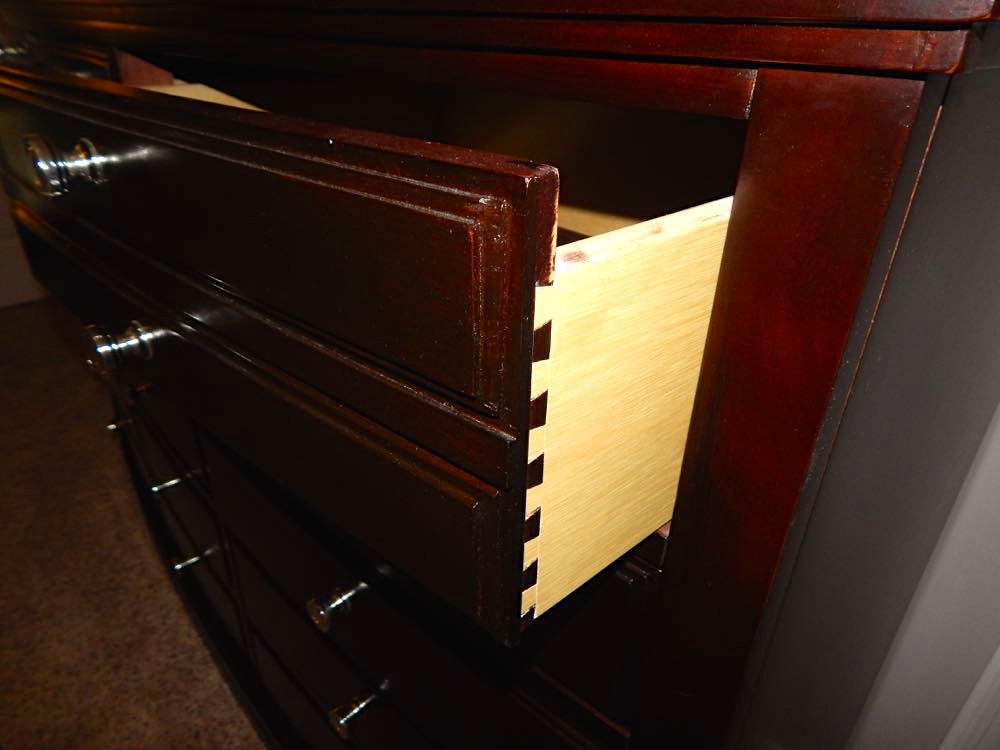 Broyhill Affinity Tripple Dresser