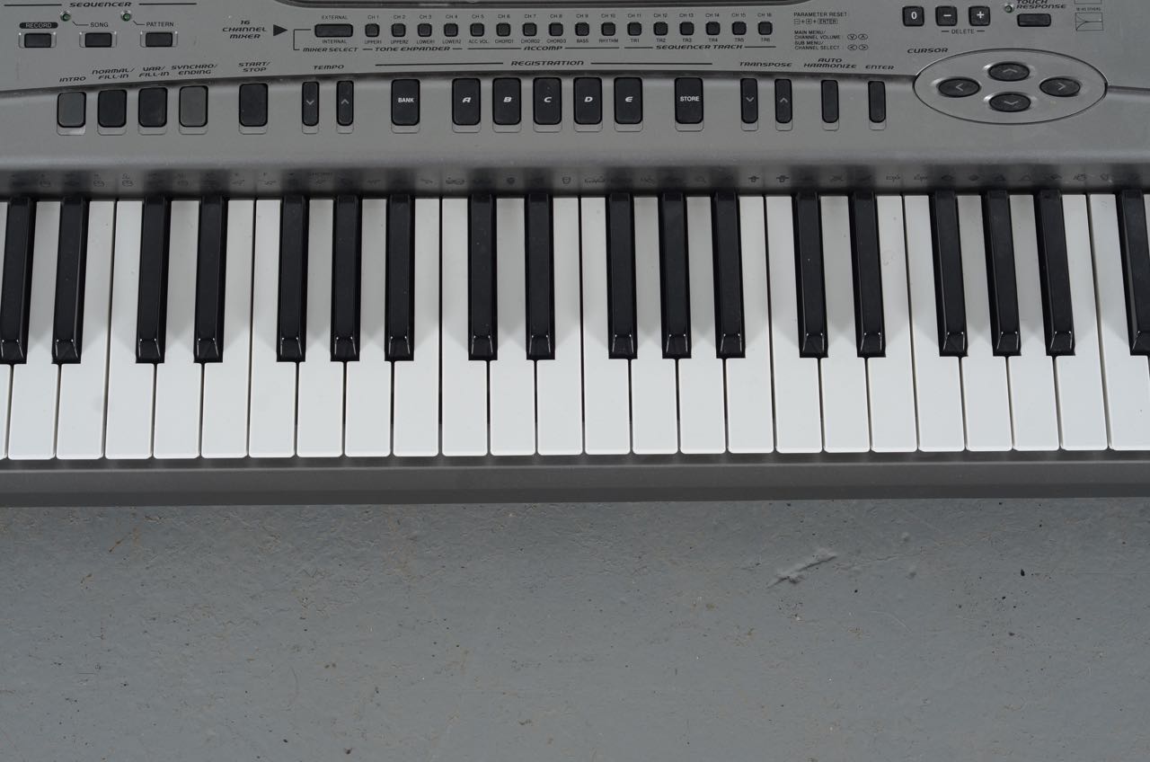 Casio WK-1630 Keyboard