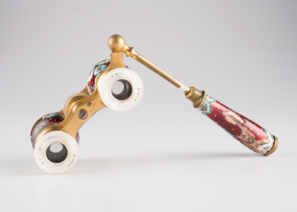 La Reine Opera Glasses