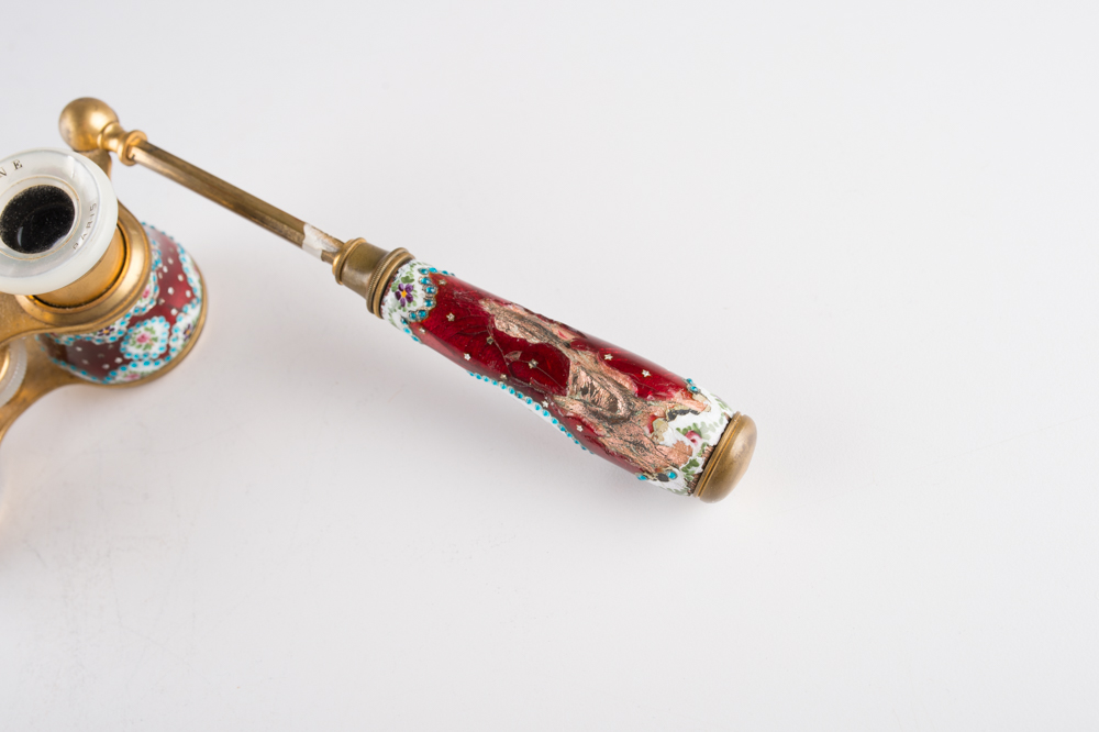 La Reine Opera Glasses