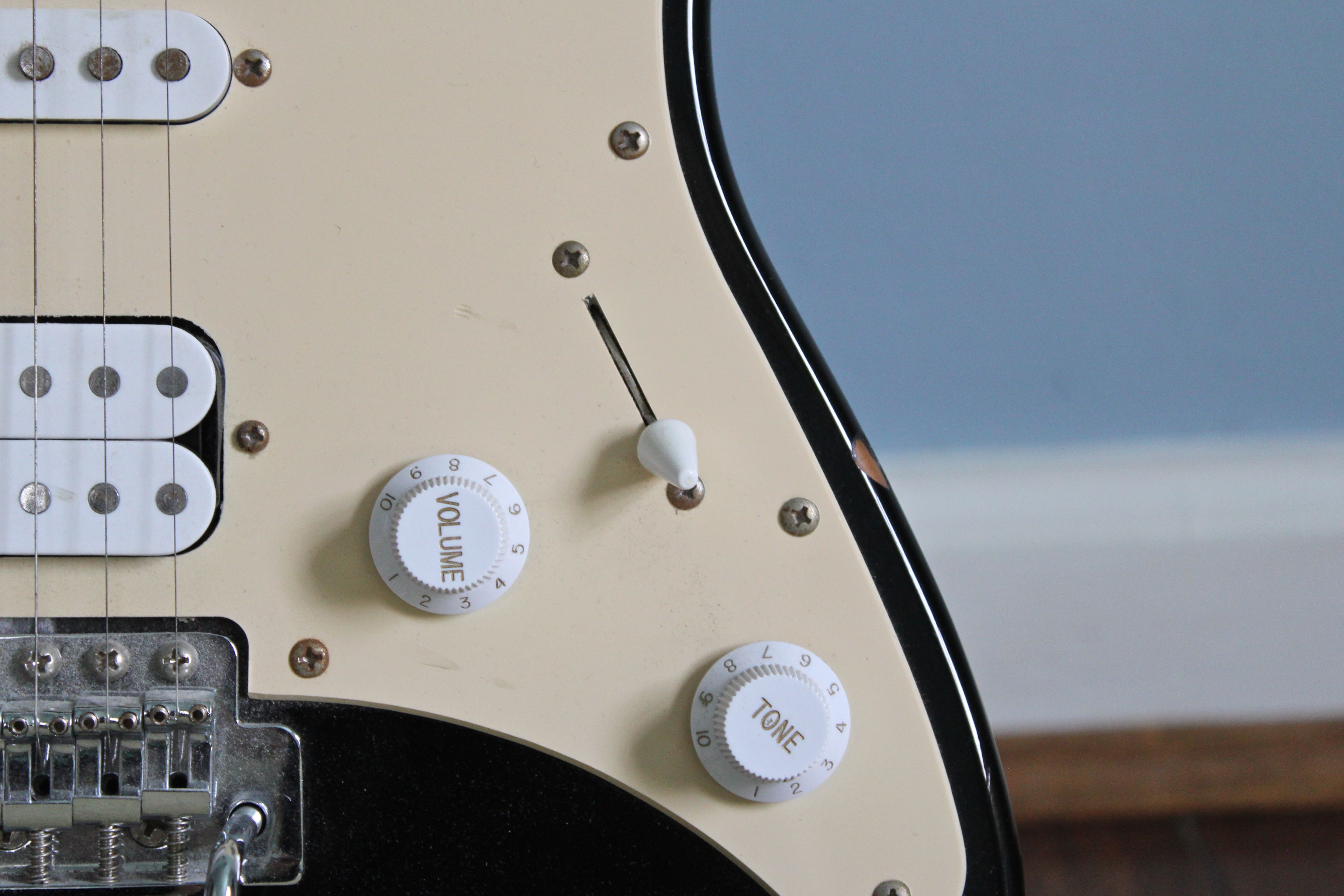 Yamaha EG 112C Strat Style Electric Guitar