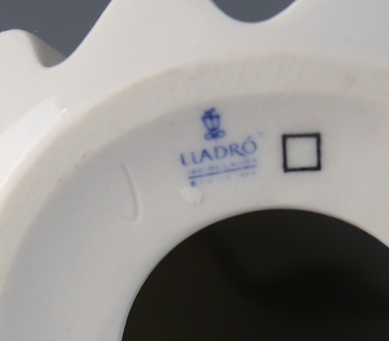 Lladro Porcelain Angel Tree Topper Figurine