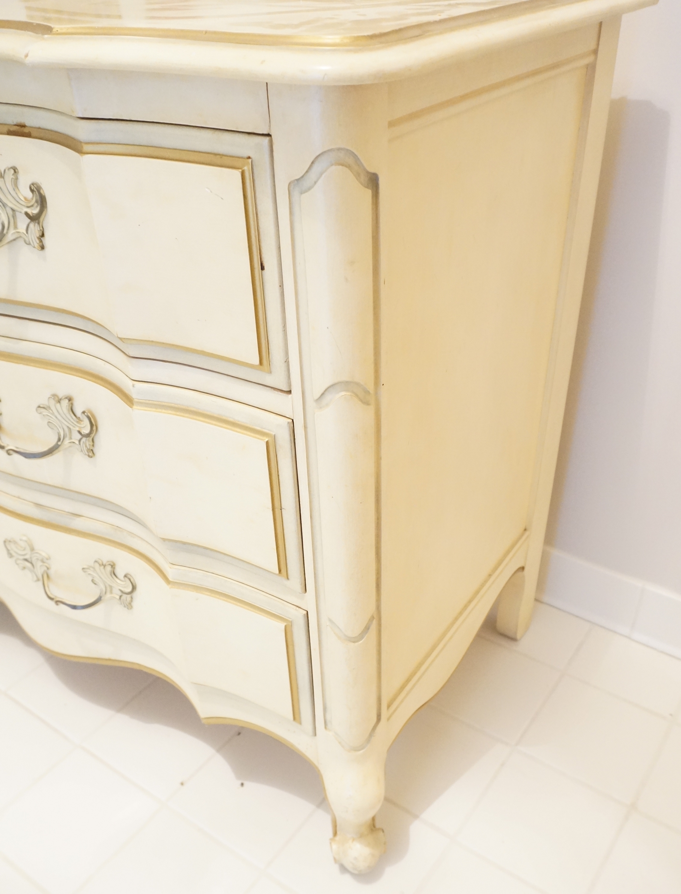 Vintage Yellow French Provincial Style Dresser with Mirror