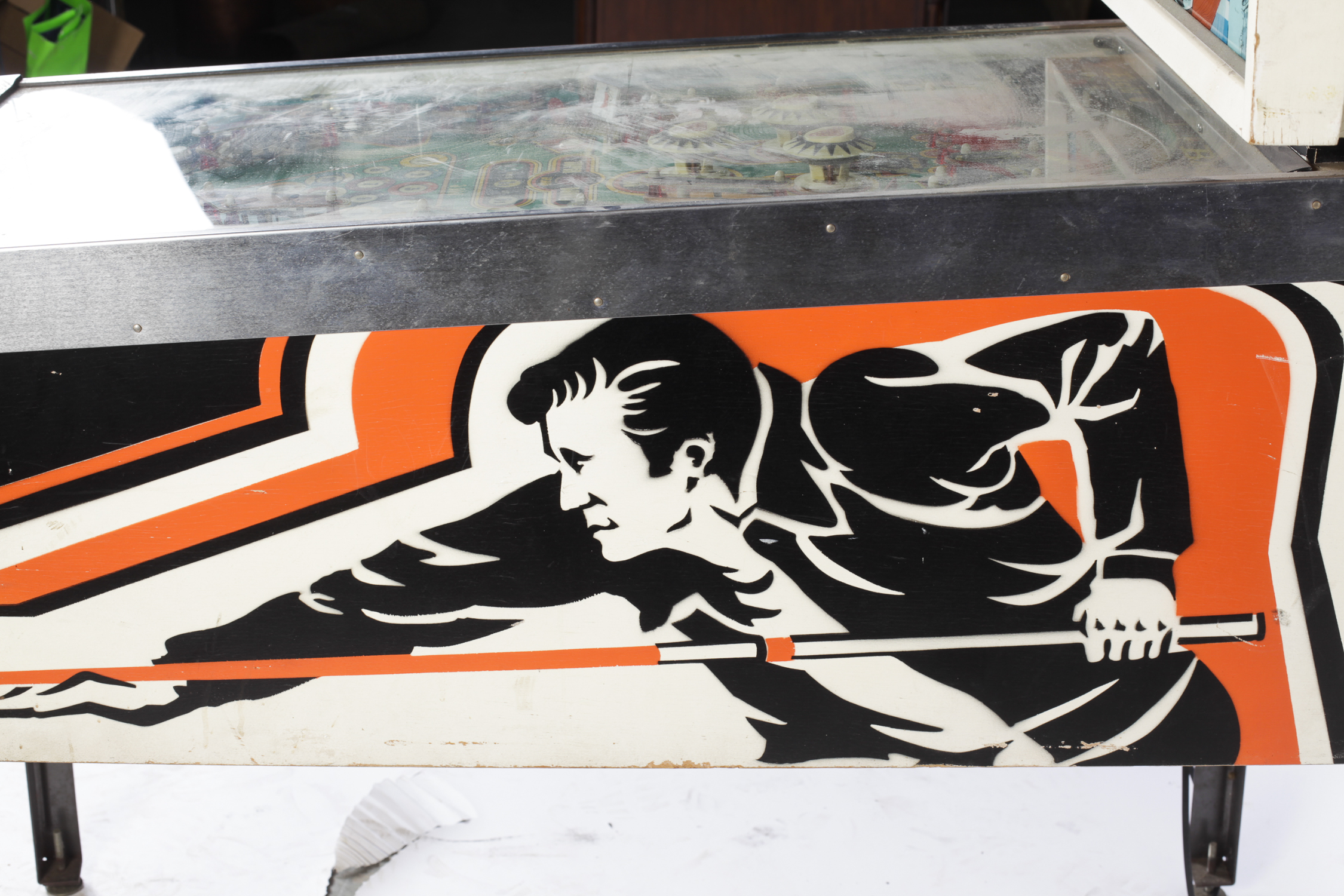 1977 Bally Eight Ball Pinball Machine