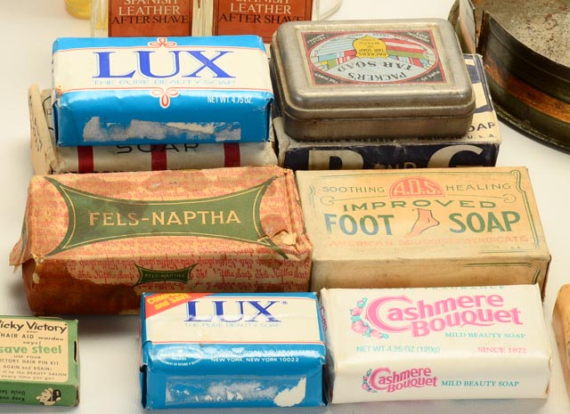 Vintage Sewing Notions