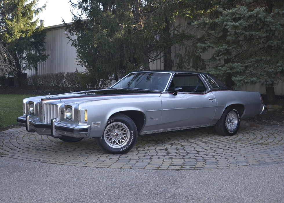1975 Pontiac Grand Prix LJ