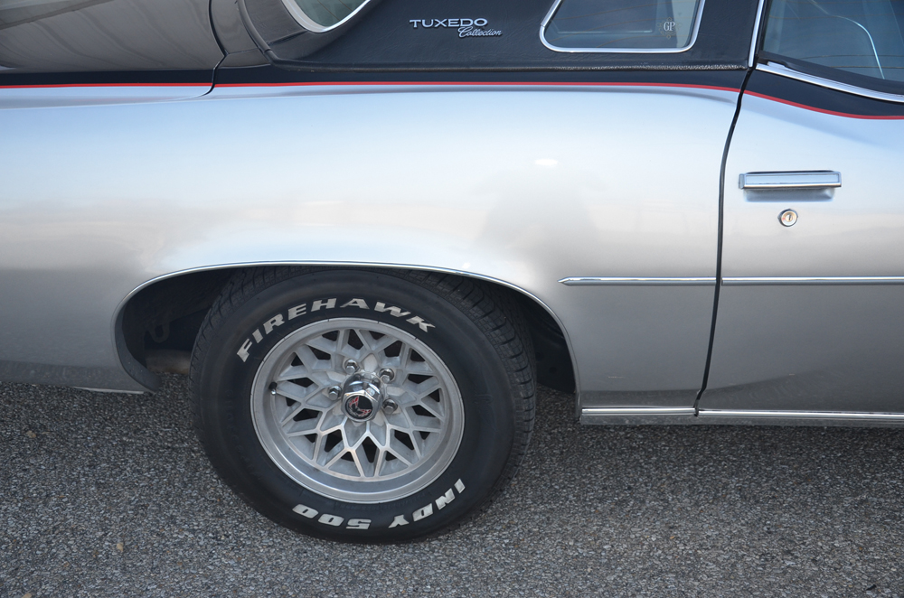 1975 Pontiac Grand Prix LJ