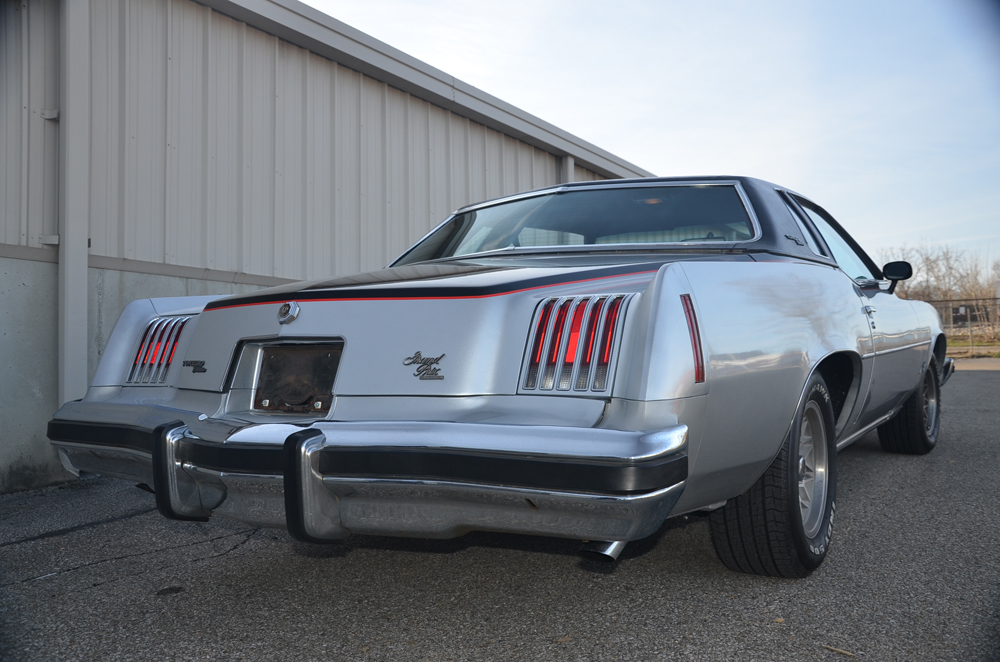 1975 Pontiac Grand Prix LJ