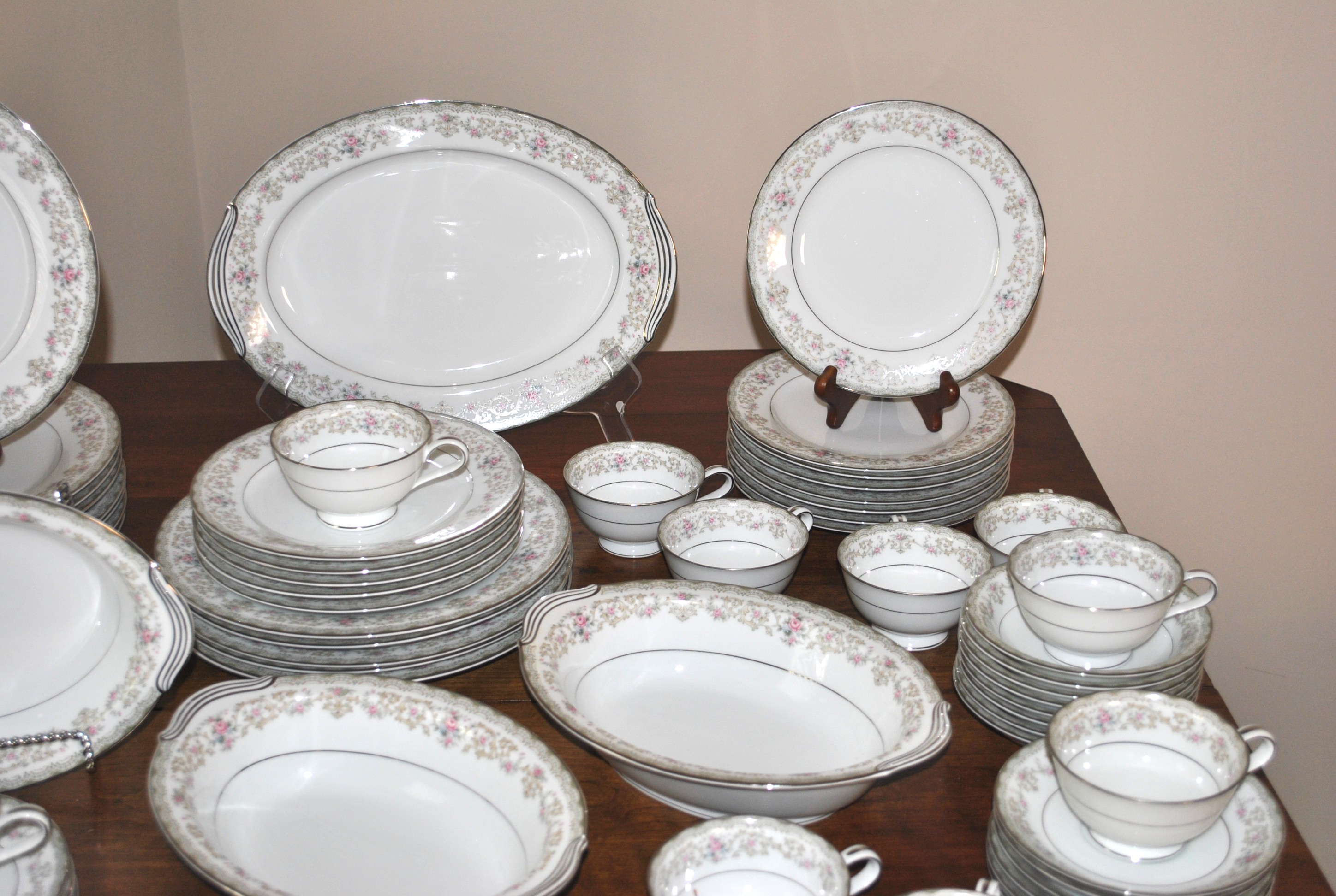 Noritake "Edgewood" China Set with Serving Pieces