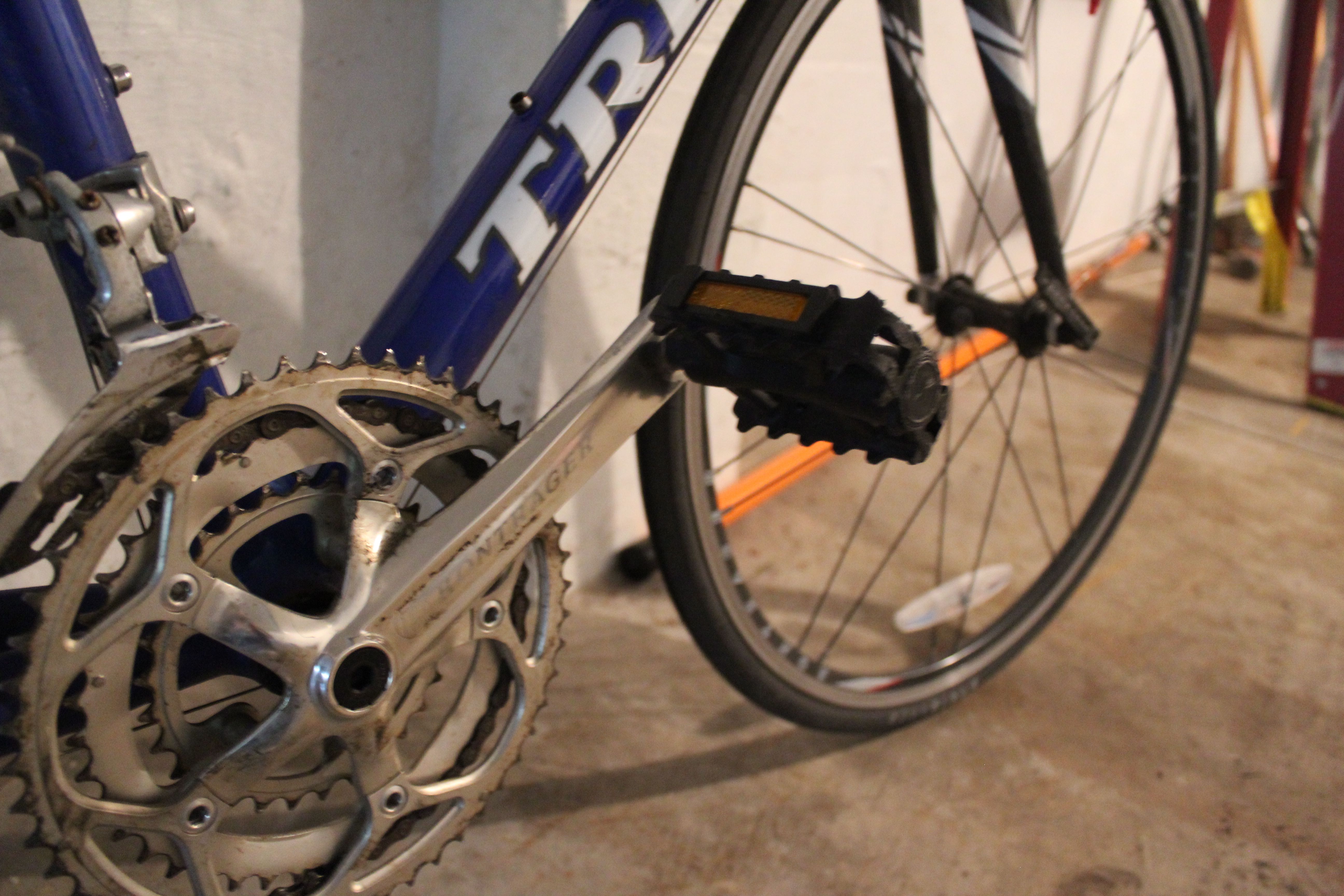 2004 Trek 1500 Road Bike