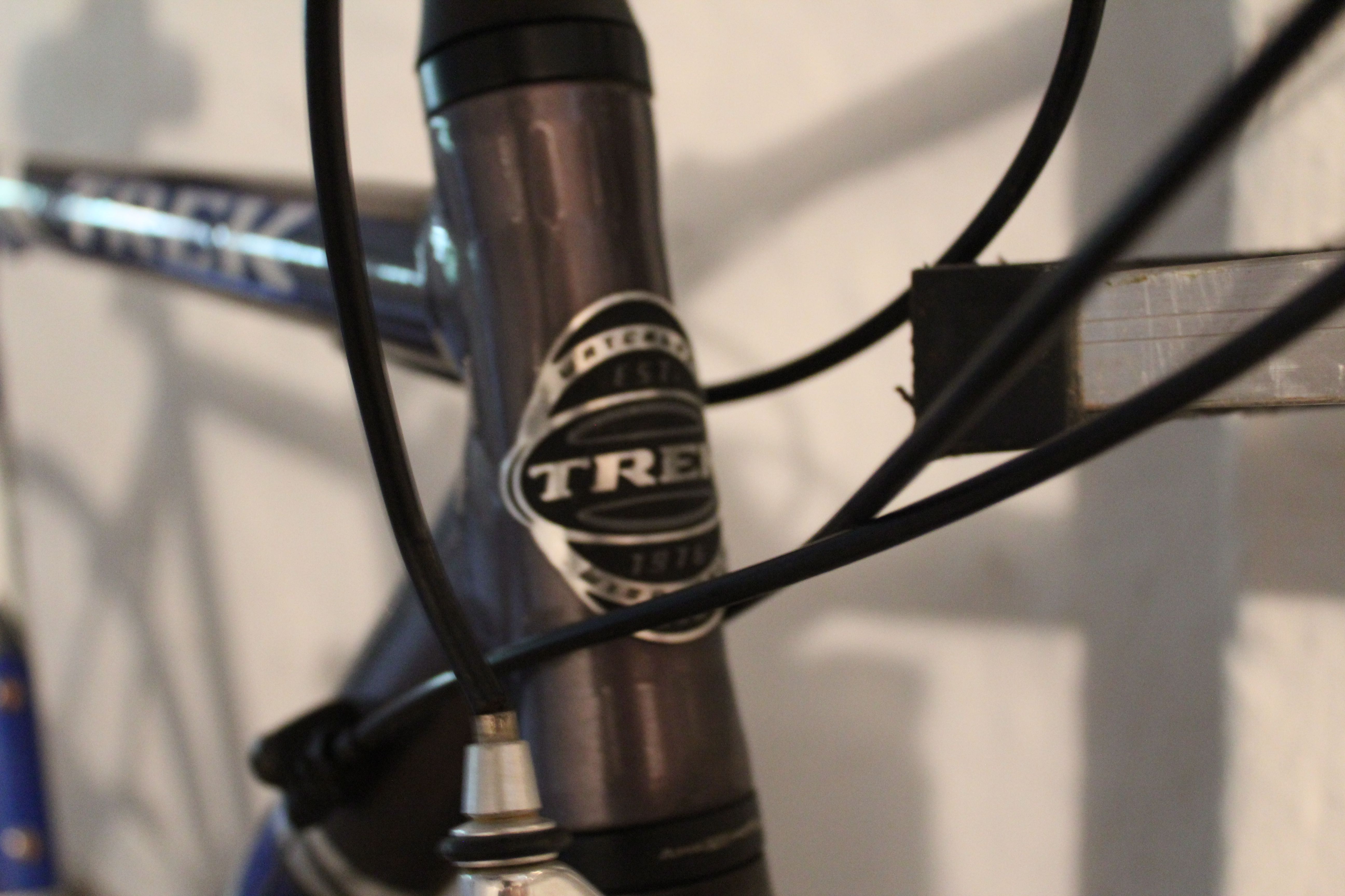 2004 Trek 1500 Road Bike