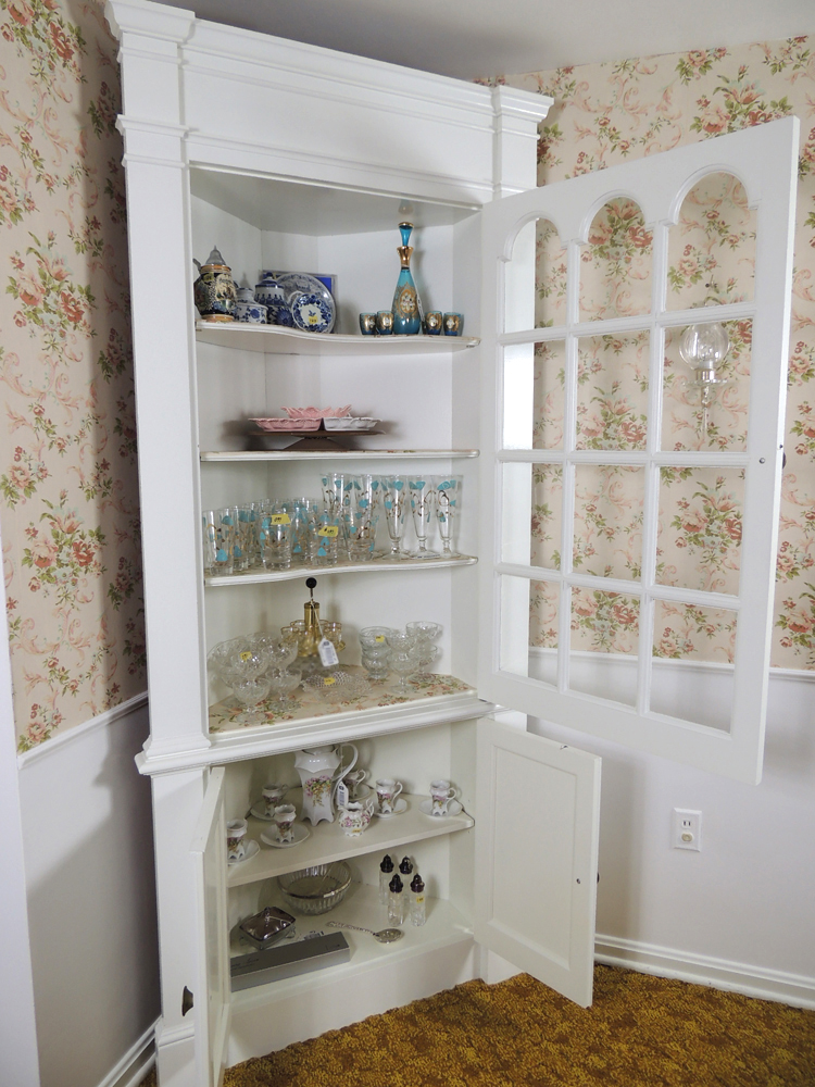 White Corner China Cabinet Right