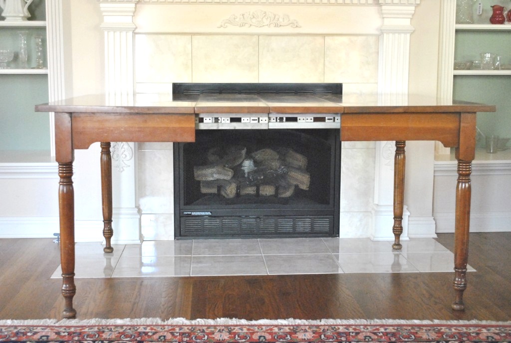 Vintage Mahogany Dining Table