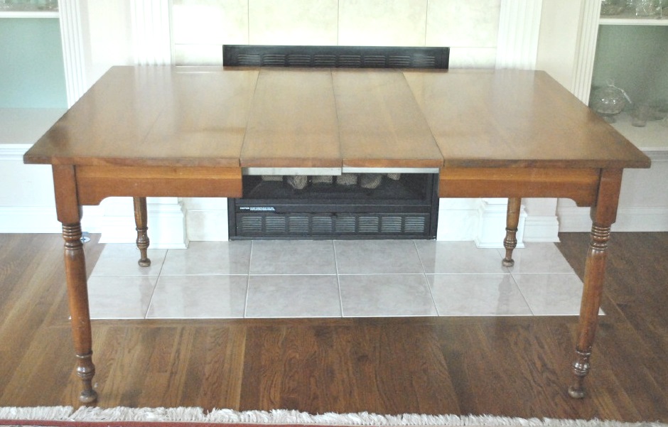 Vintage Mahogany Dining Table