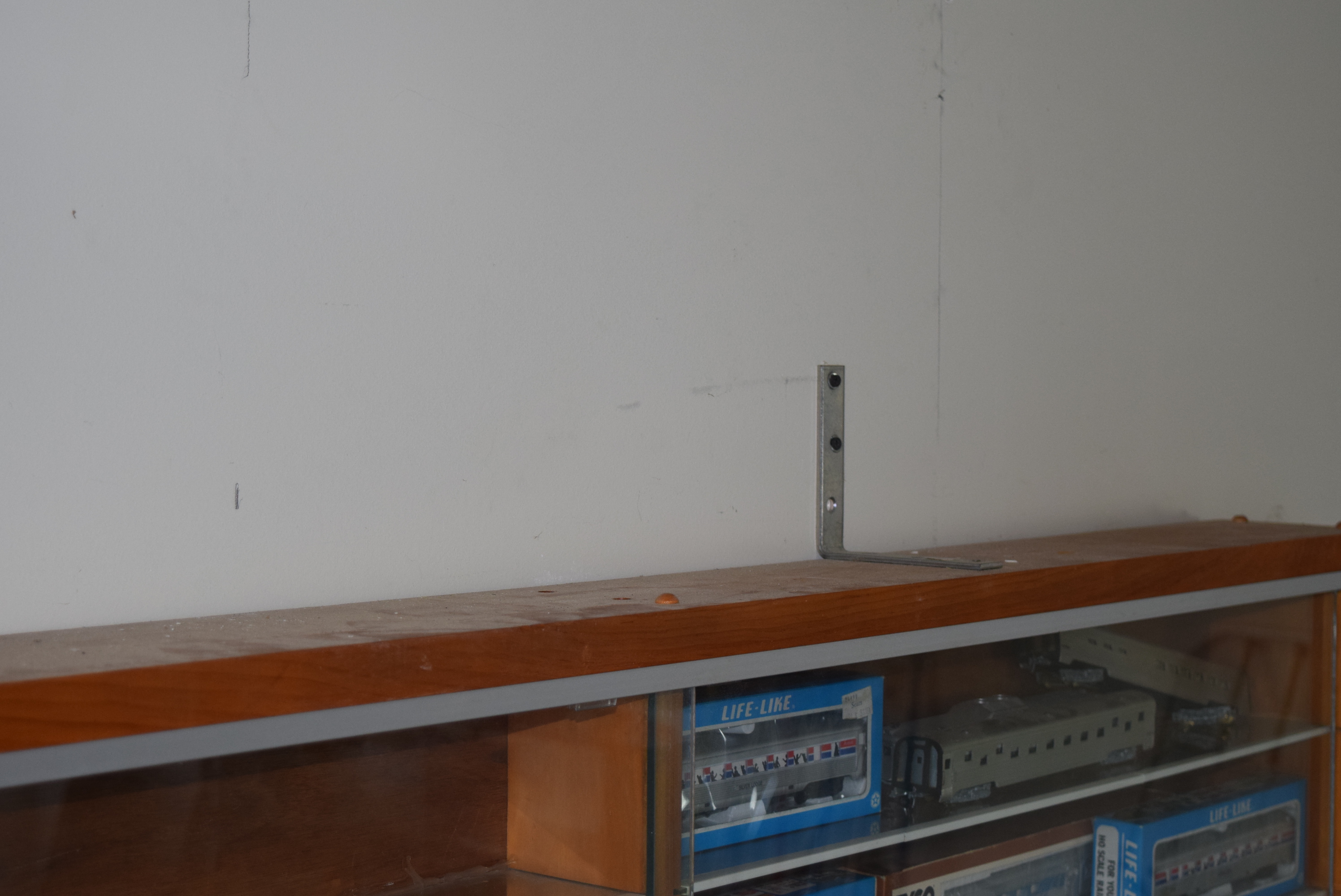 Glass-Front Wall Mount Display Case for Model Railroading