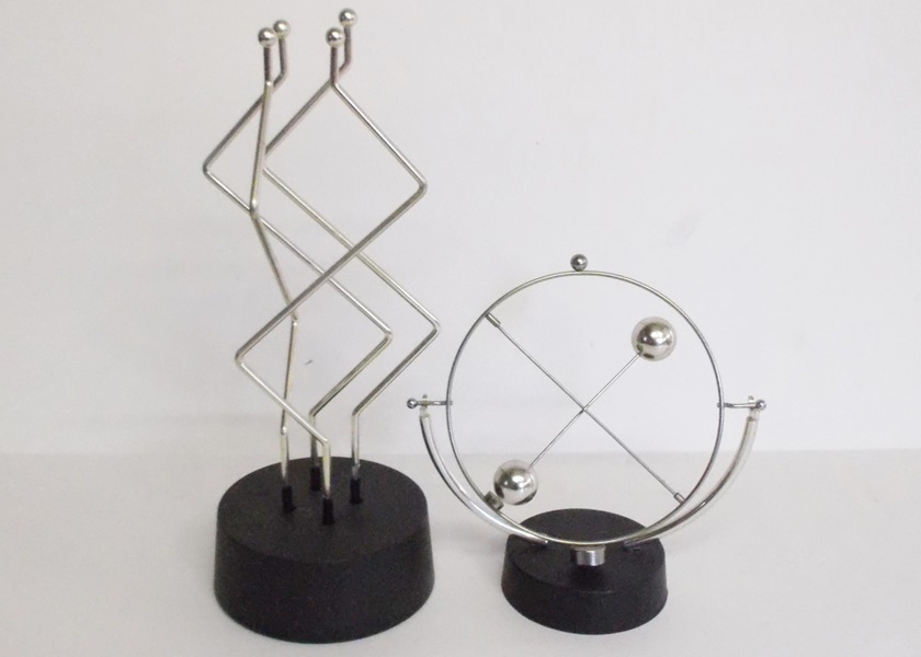 1980's Battery Operated Kinetic Desk Toys