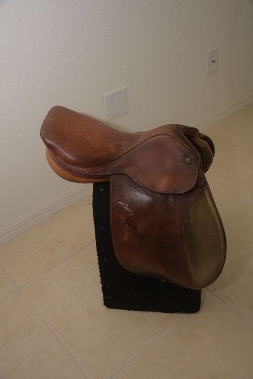 Nelson Pessoa Rodrigo 15" Close Contact Saddle
