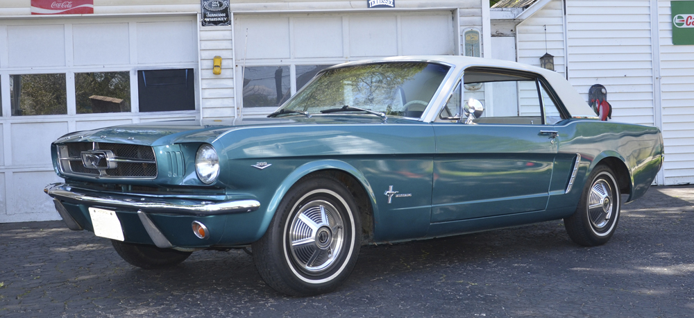 1965 Ford Mustang Coupe V8 289 Engine