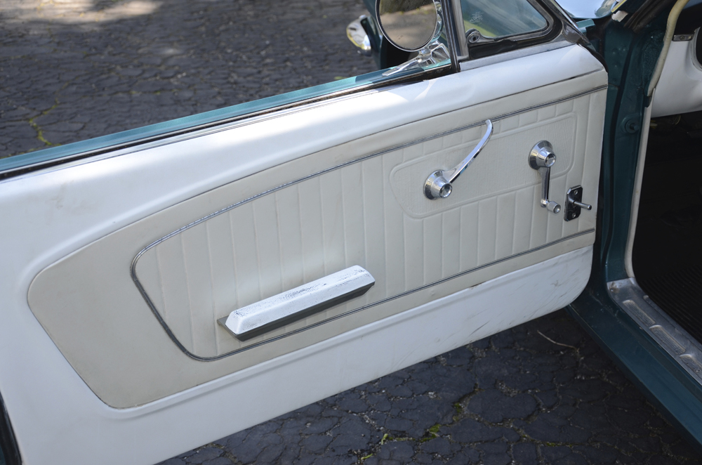 1965 Ford Mustang Coupe V8 289 Engine