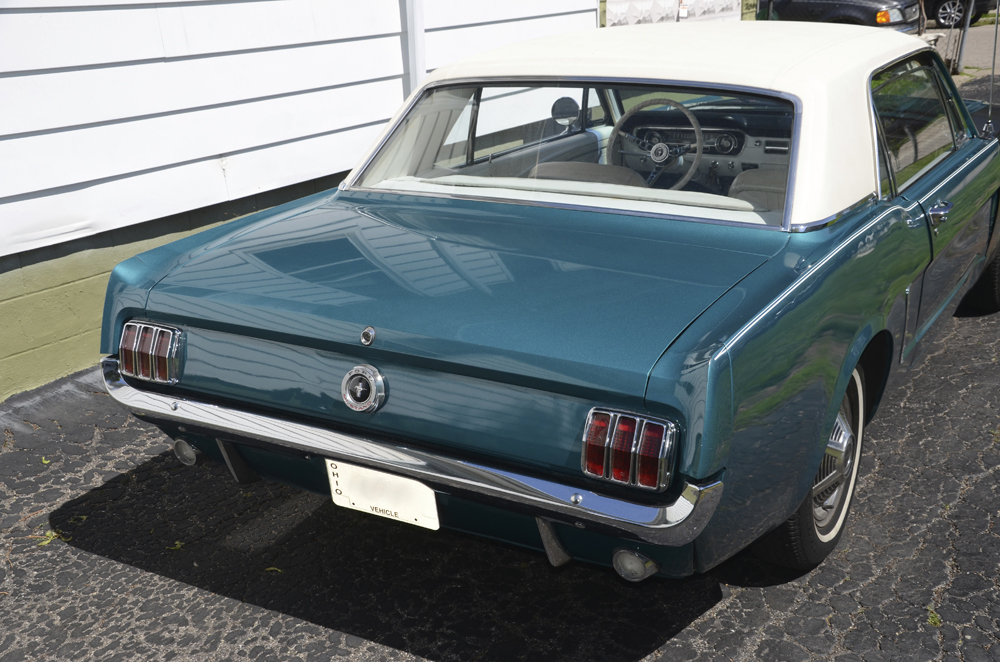 1965 Ford Mustang Coupe V8 289 Engine