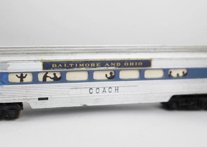 Tyco HO Baltimore & Ohio Locomotive, Coal, Five Passenger Cars