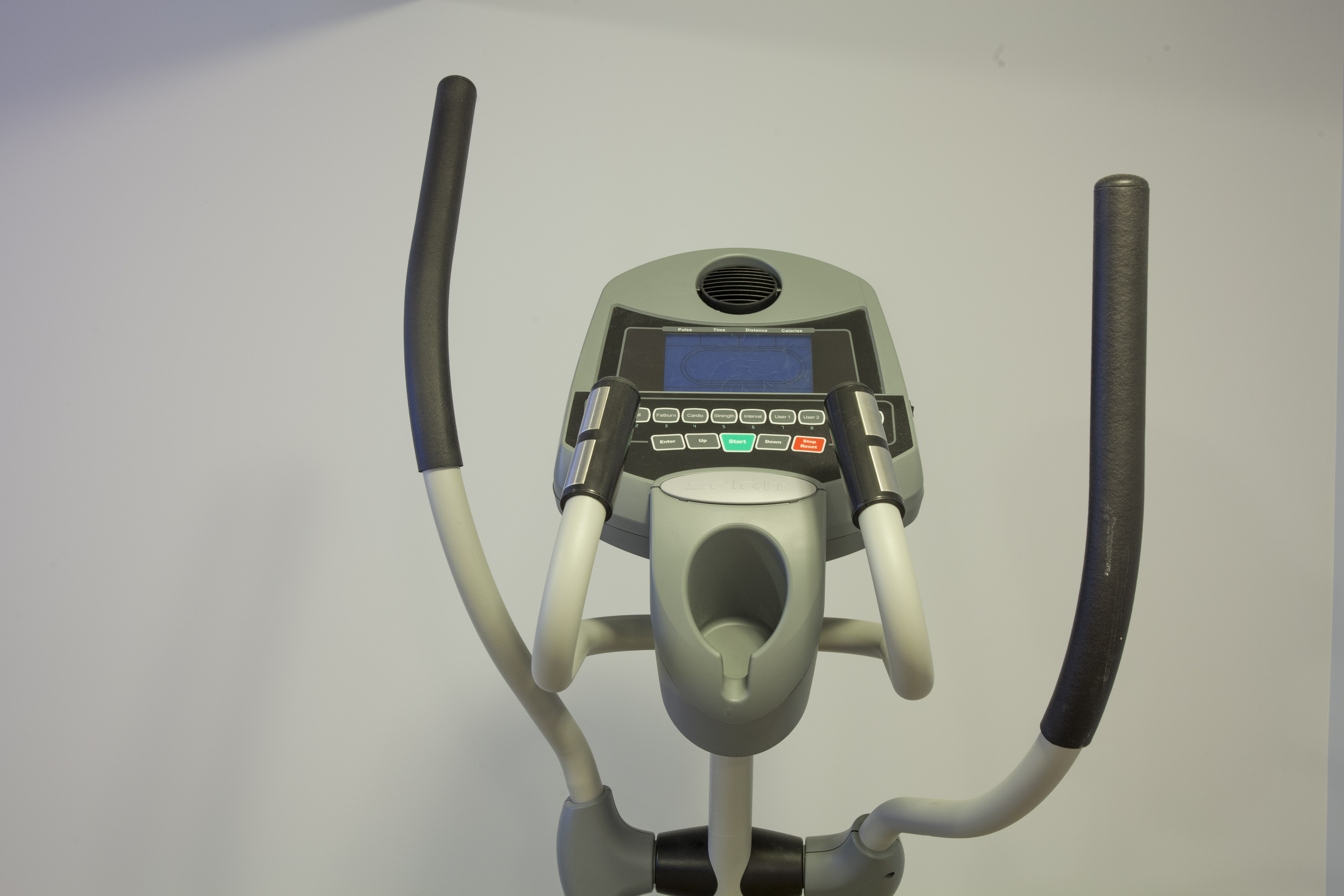 Spirit XE 350 Elliptical Machine
