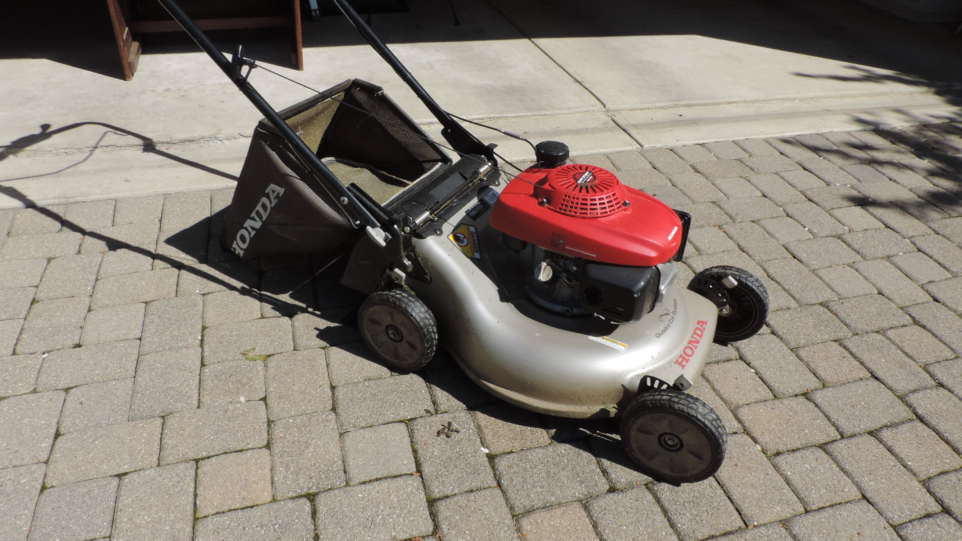 Honda Quadra Cut Self Propelled Lawn Mower