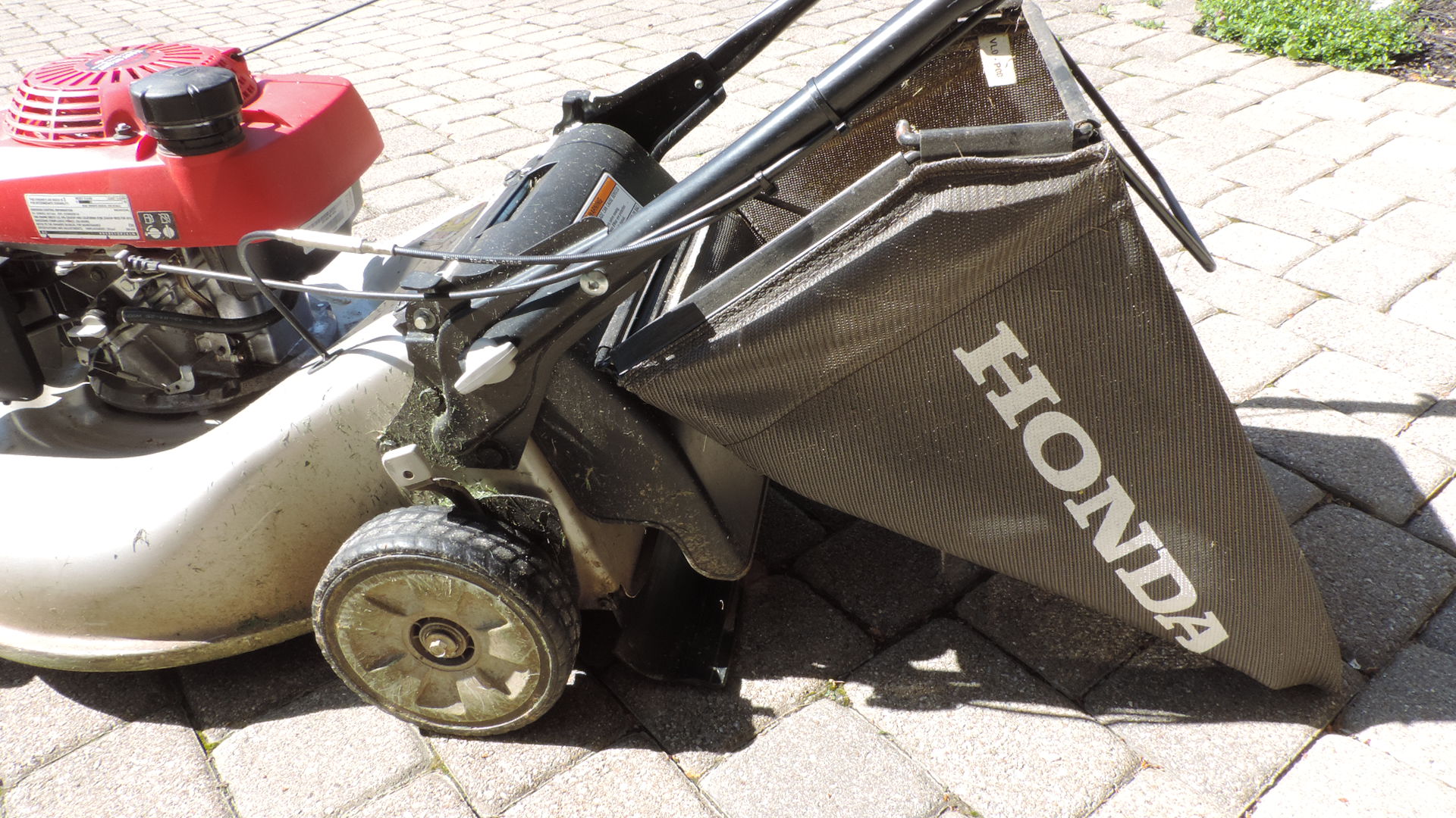 Honda Quadra Cut Self Propelled Lawn Mower