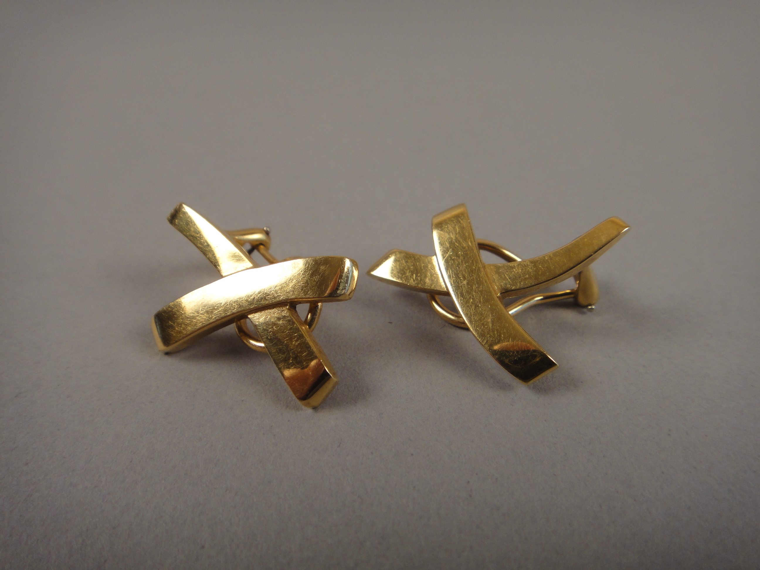 Tiffany & Co. 18k Gold Paloma Picasso X Kiss Crossover Earrings