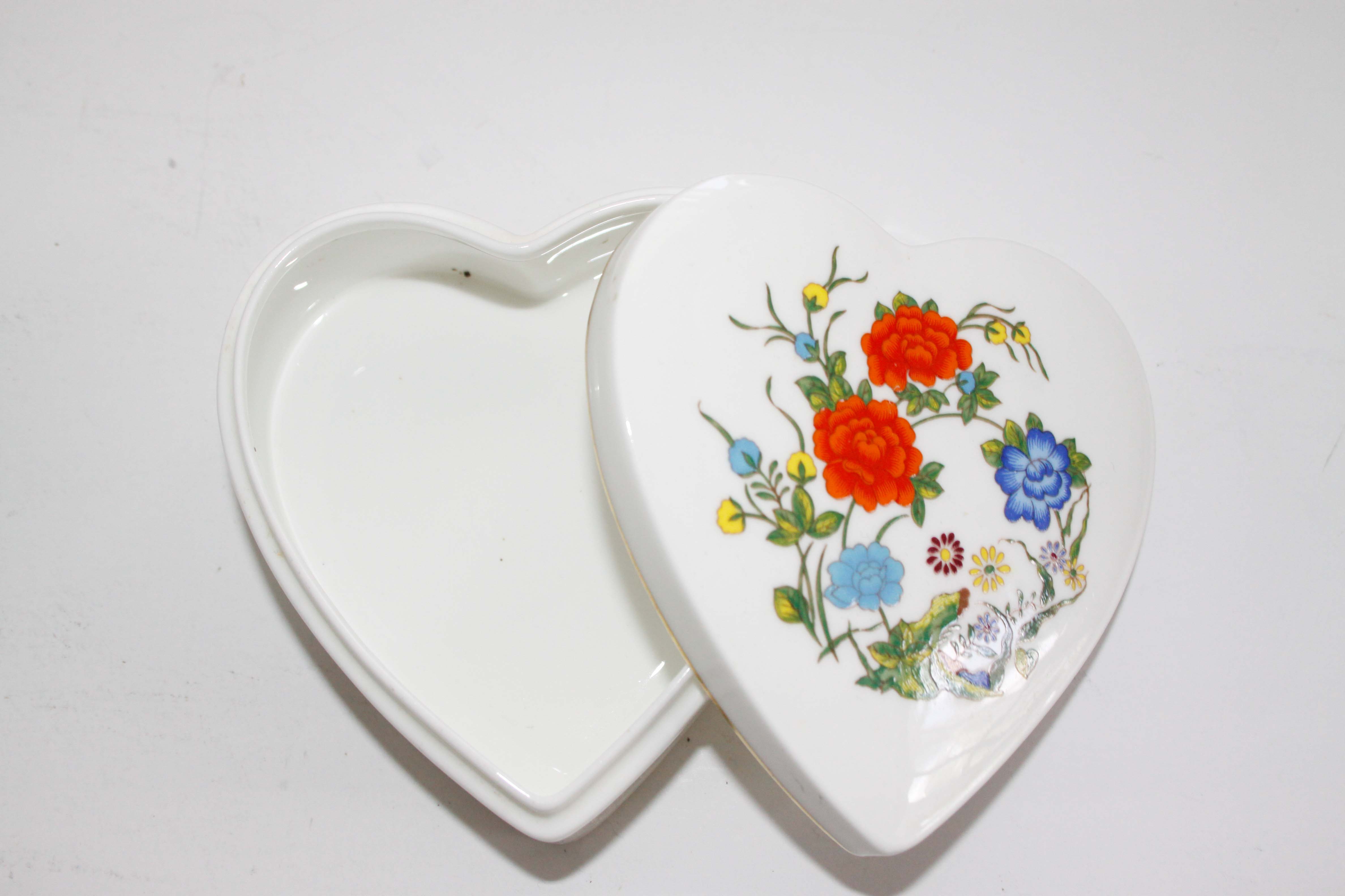 Chinese Porcelain Floral Decorations