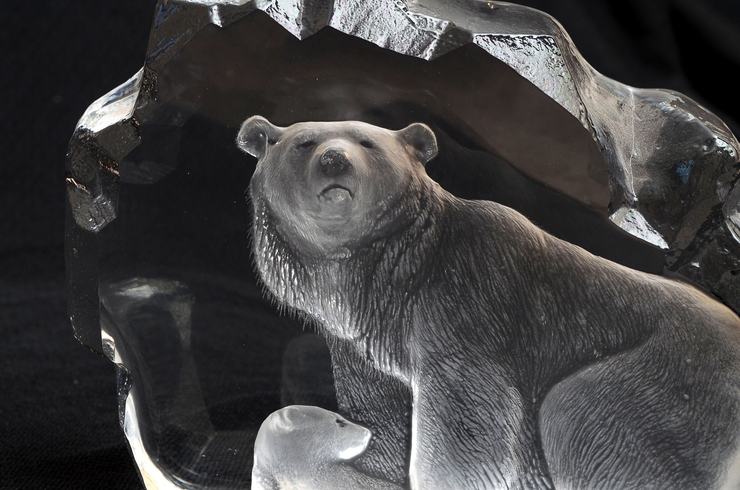 Mats Jonasson Crystal Intaglio Sculpture of Polar Bear